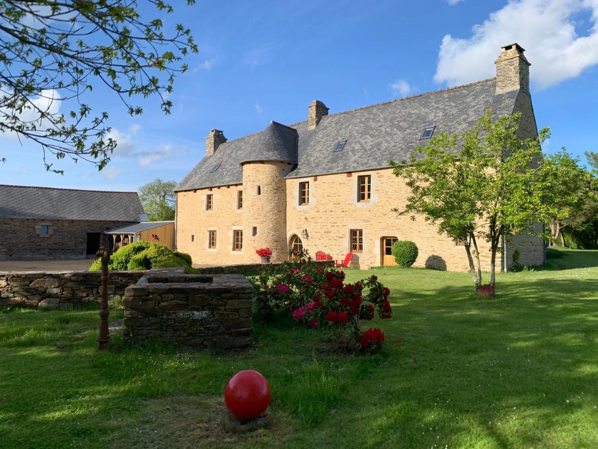 Gite Du Manoir Du Cosquer Pommerit-Jaudy Exteriör bild